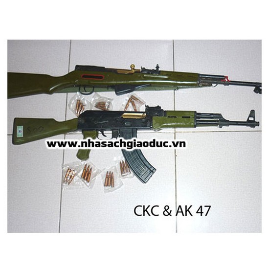 Mô hình súng AK47  tỷ lệ 11 Lựa chon cho các bạn trẻ năng động