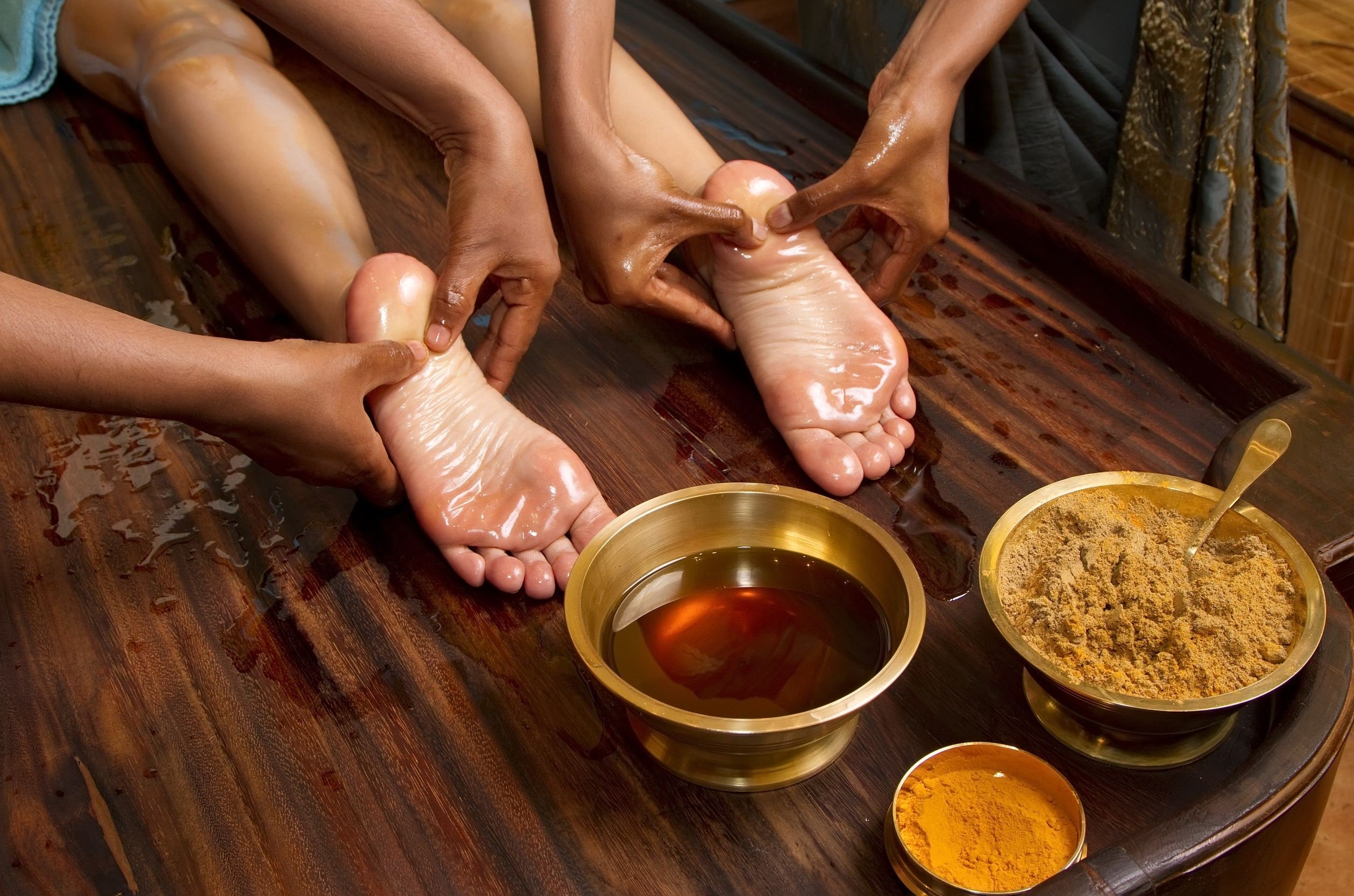 Foot massage - Lợi ích của massage chân đối với sức khỏe