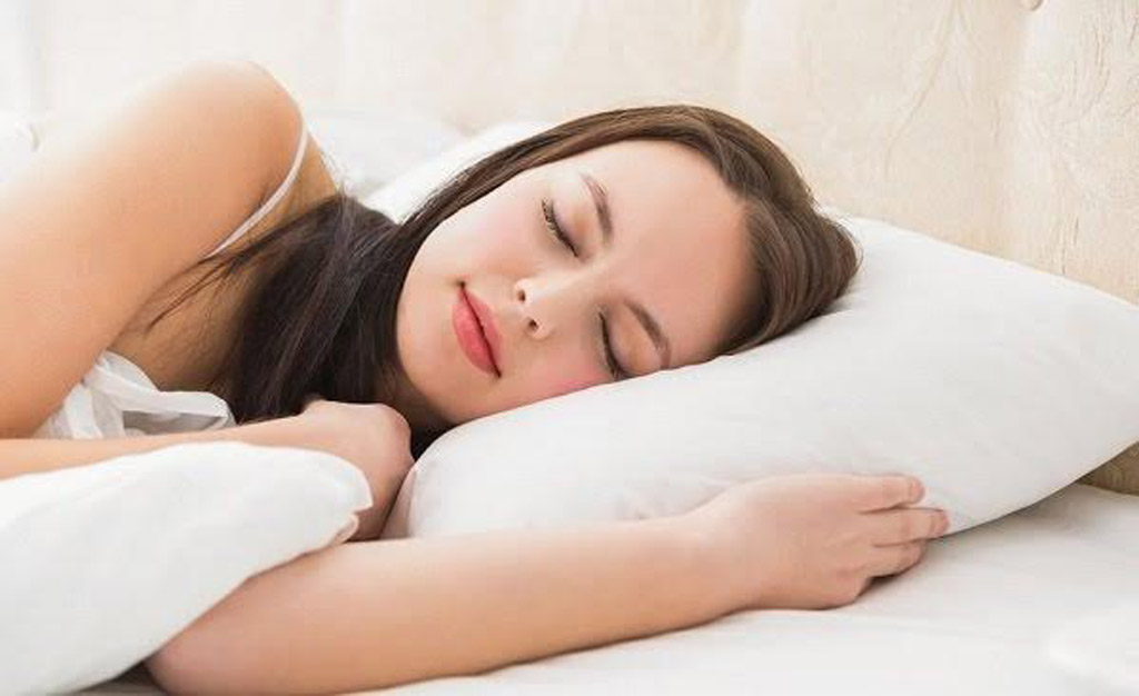 Tư thế ngủ nằm nghiêng trái