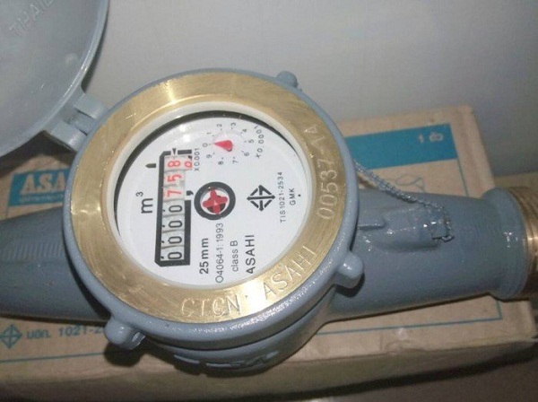 Đồng hồ đo nước Thái lan loại nối ren Asahi GMK25 phi 34