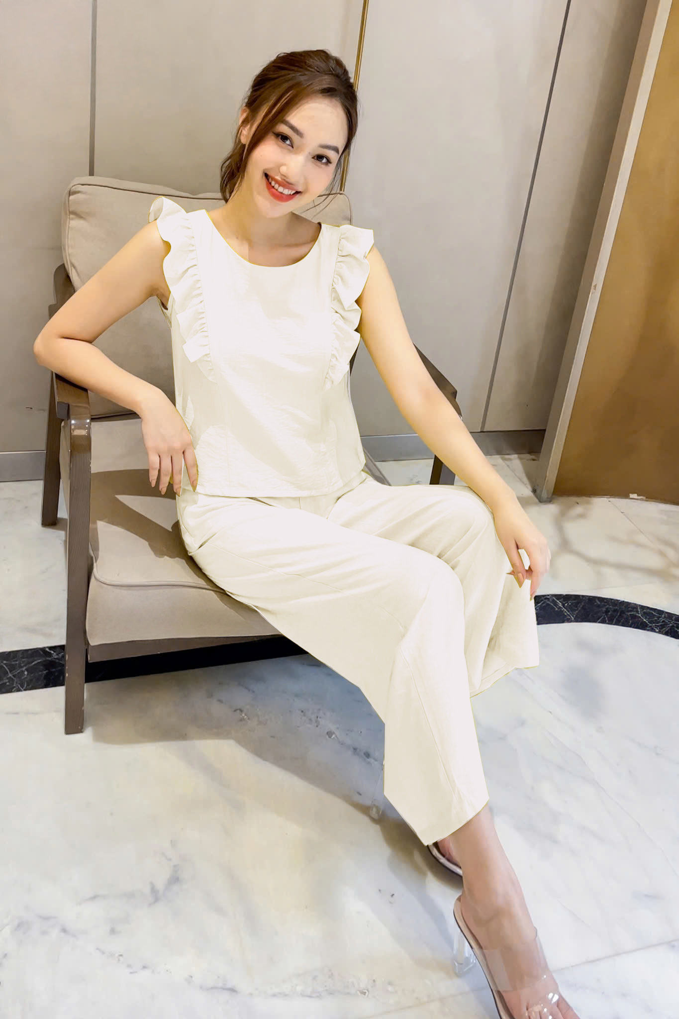 Bộ mặc nhà TRALI 25601 màu trắng