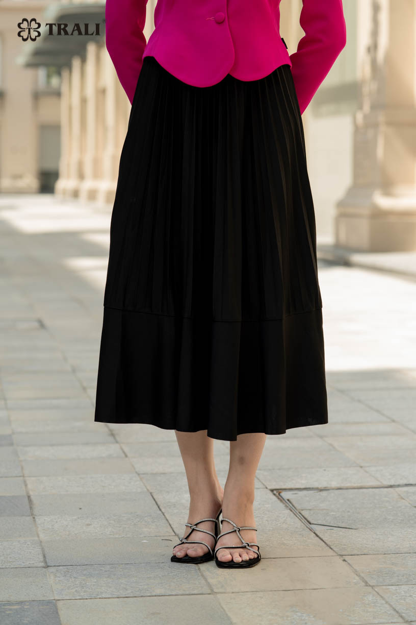 Chân váy xòe dài bản eo cao màu đen- C1135