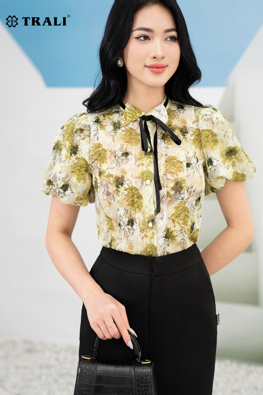 Áo sơ mi nữ voan trắng đẹp cho nàng công sở tự tin hơn giữa ngày hè 2018   Thời trang  Việt Giải Trí