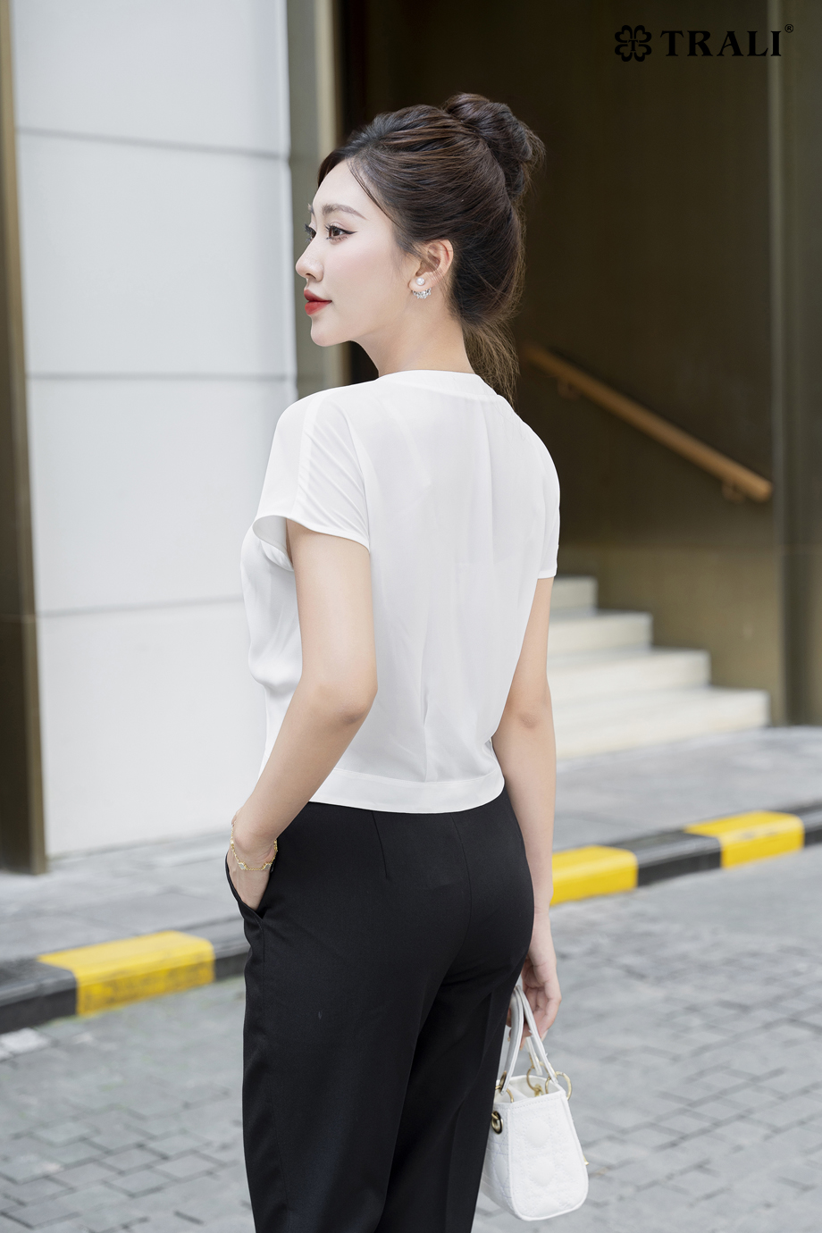 Áo Sơ Mi Nữ TRALI 24131 Màu Trắng