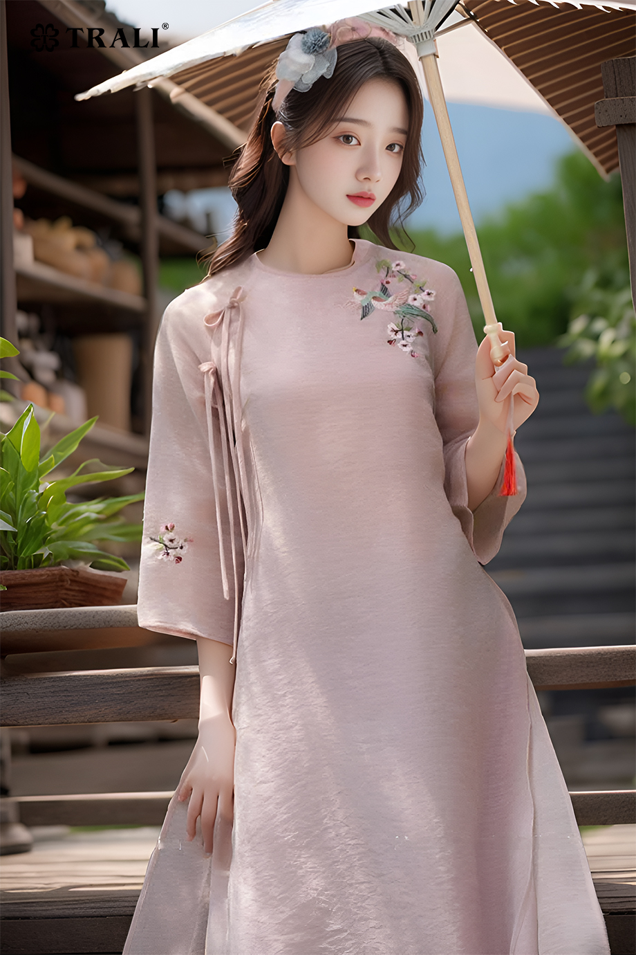 Áo Dài Nữ TRALI 24223 Thêu Hoa Nơ Vai
