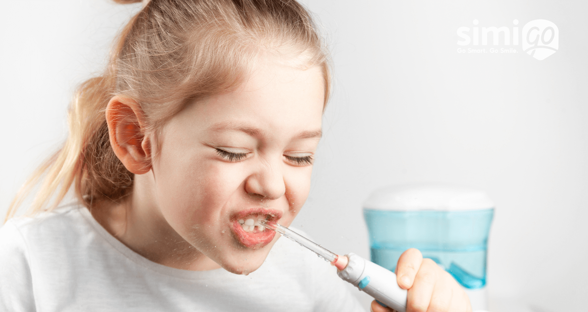 tam-nuoc-du-lich-giai-phap-cham-soc-rang-mieng-khi-di-xa