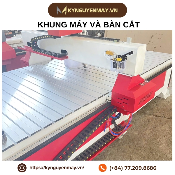 khung máy và bàn cắt