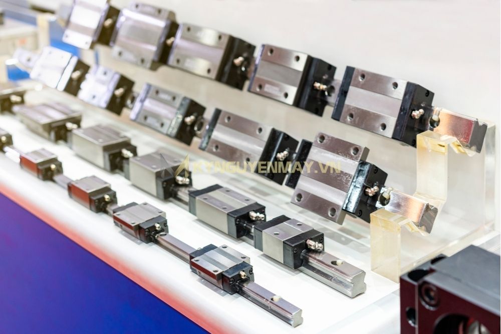 Con trượt SBC SPS25HLL