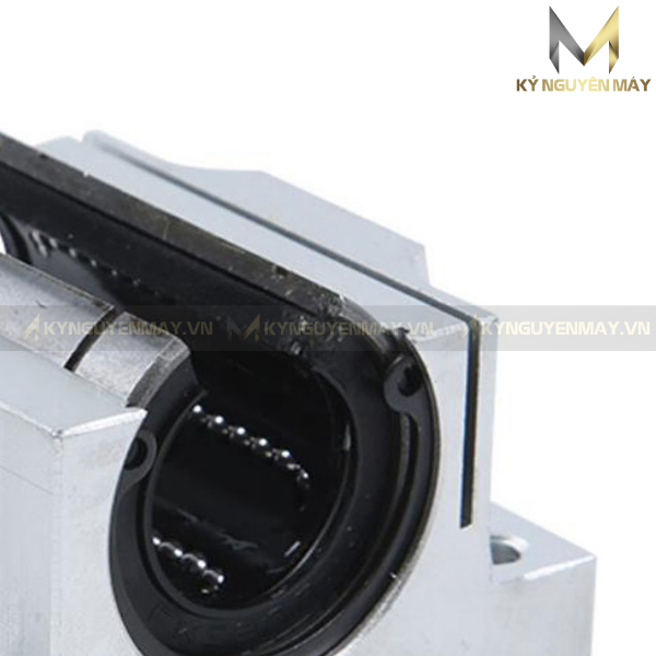 Giá con trượt tròn có đế mới nhất