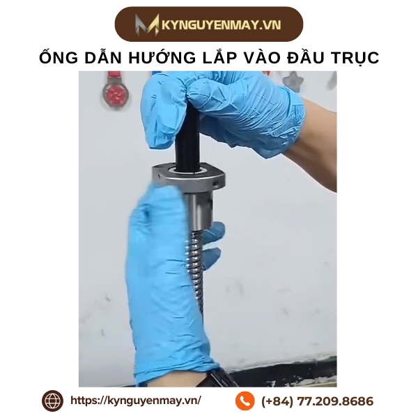 Ảnh ống dẫn hướng lắp vào đầu trục