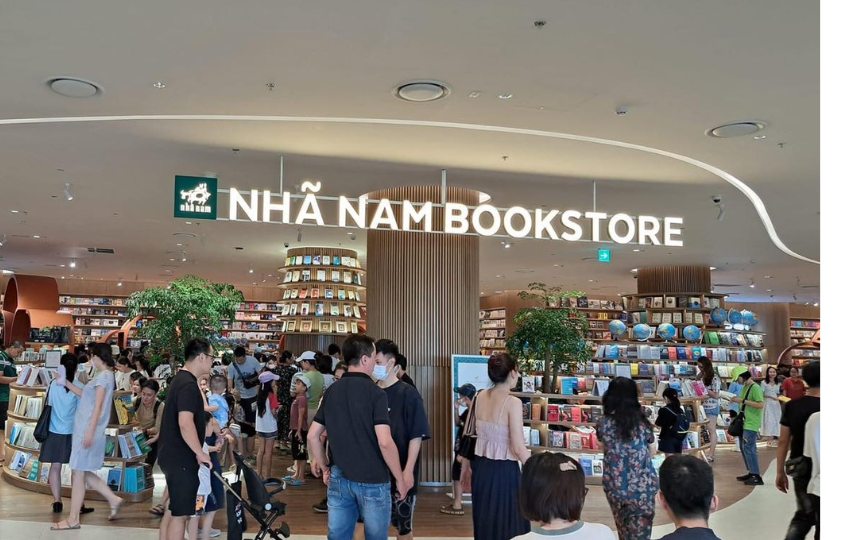 Khai trương hiệu sách lớn nhất của Nhã Nam trên toàn quốc tại Lotte Mall Hồ Tây