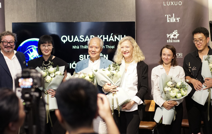 Ra mắt cuốn sách “Quasar Khánh – Nhà thiết kế huyền thoại” của Fabrice Peltier