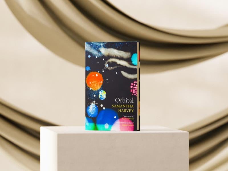 Quỹ Đạo và giới hạn mới của tiểu thuyết: văn học trở thành trải nghiệm