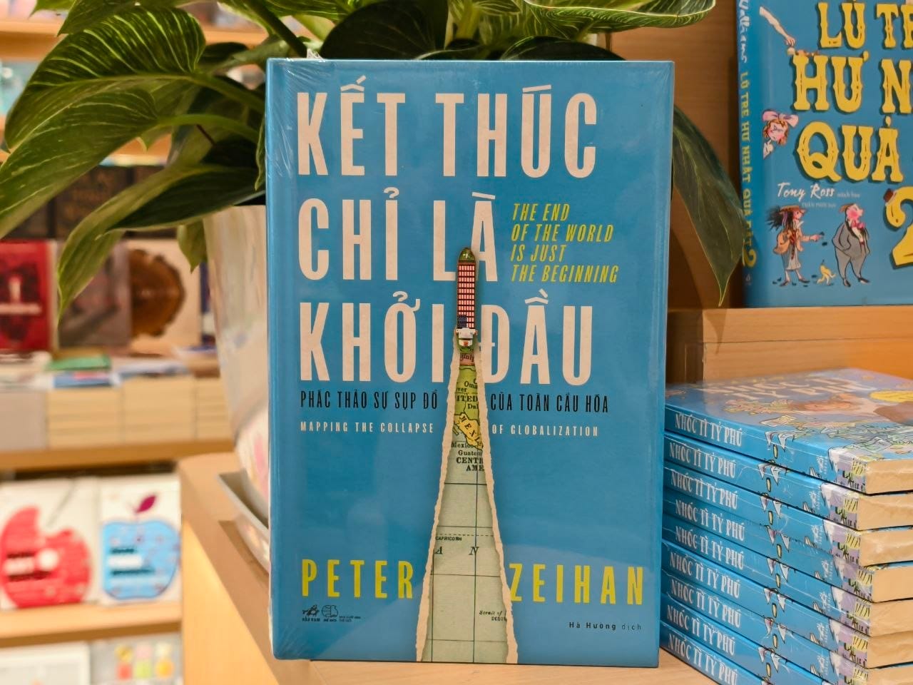 Kết thúc chỉ là khởi đầu: Một cách đọc khác về sự rạn nứt của thế giới
