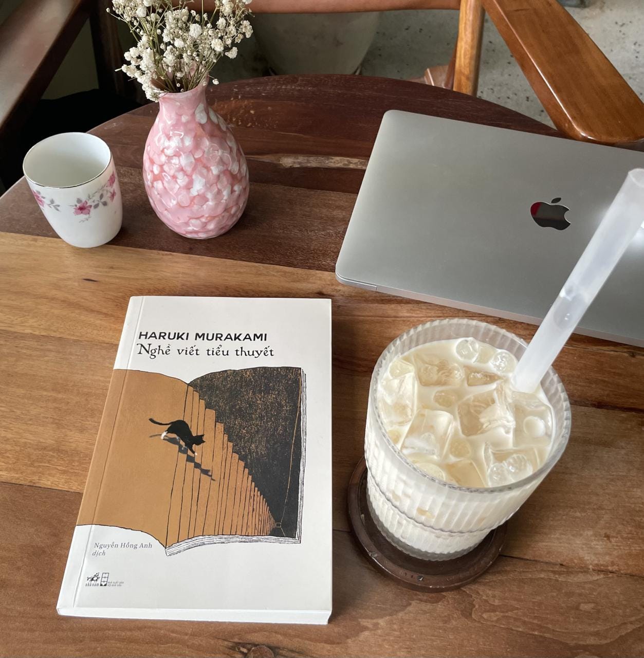 REVIEW SÁCH NGHỀ VIẾT TIỂU THUYẾT - HARUKI MURAKAMI