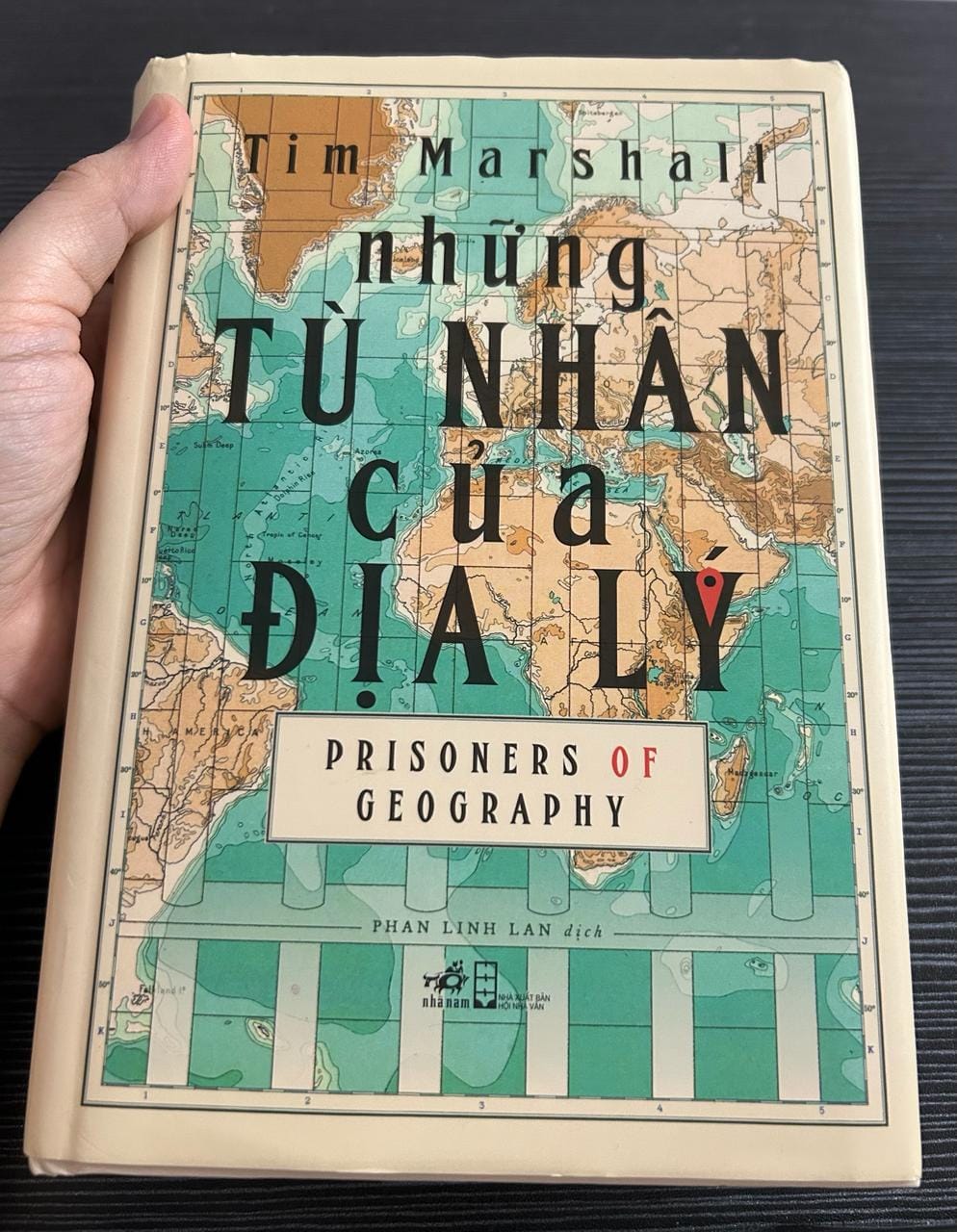 REVIEW SÁCH NHỮNG TÙ NHÂN CỦA ĐỊA LÝ - TIM MARSHALL