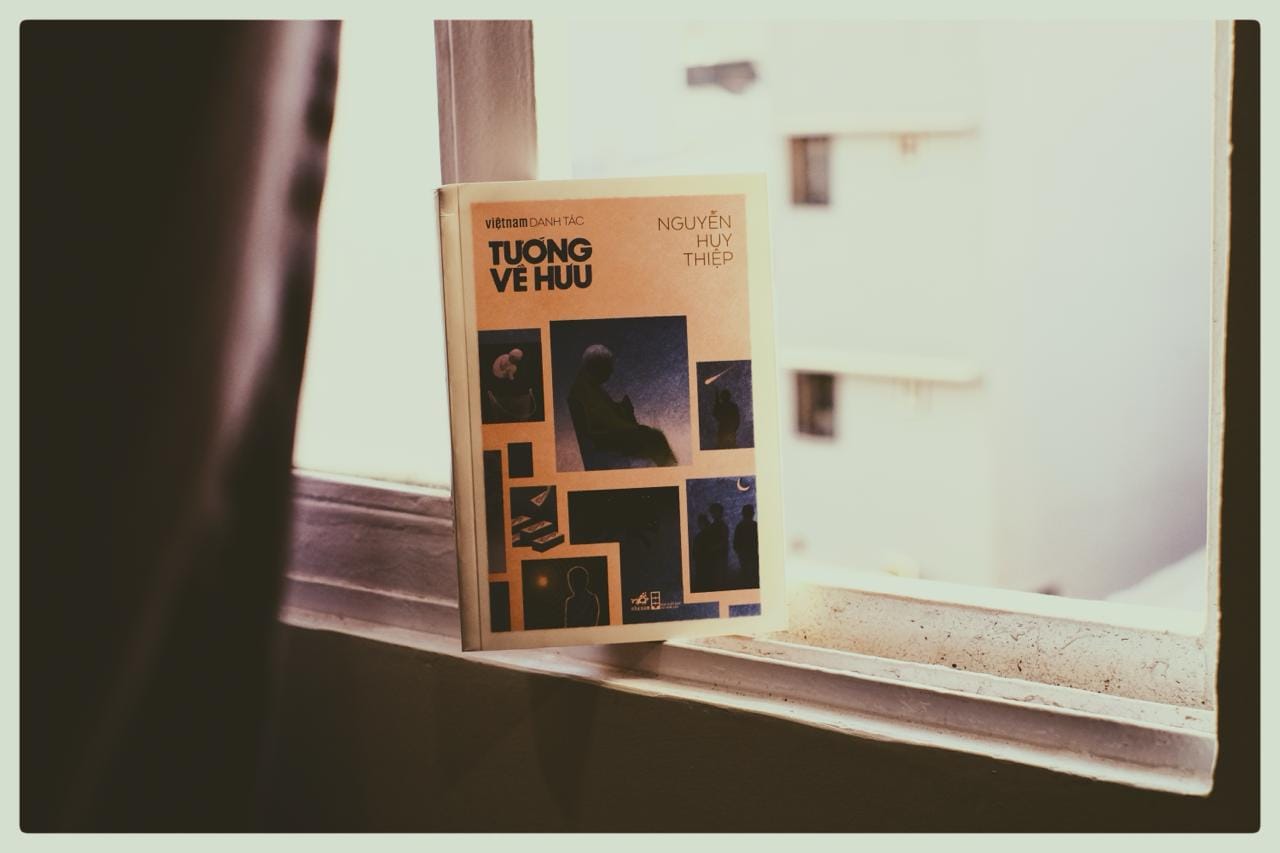 REVIEW SÁCH TƯỚNG VỀ HƯU - NGUYỄN HUY THIỆP