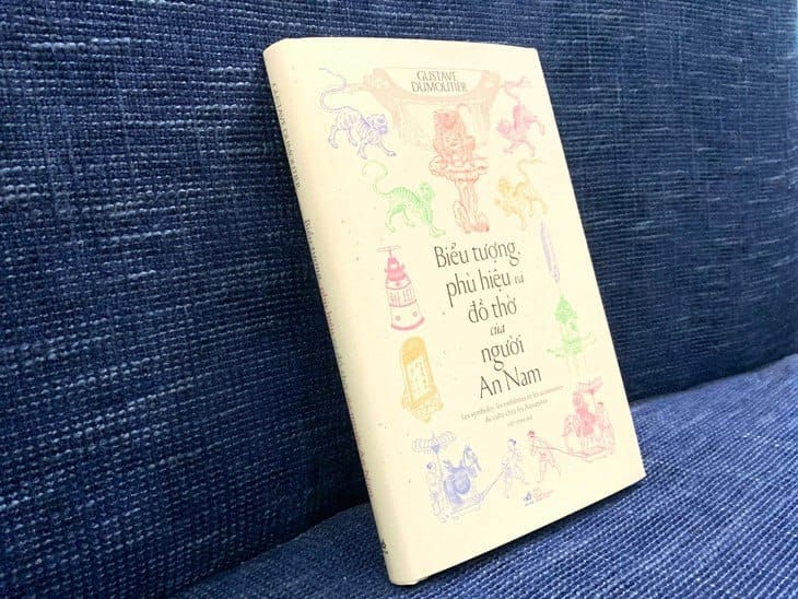 3 lý do tủ sách gia đình bạn cần có Biểu tượng, phù hiệu và đồ thờ của người An Nam