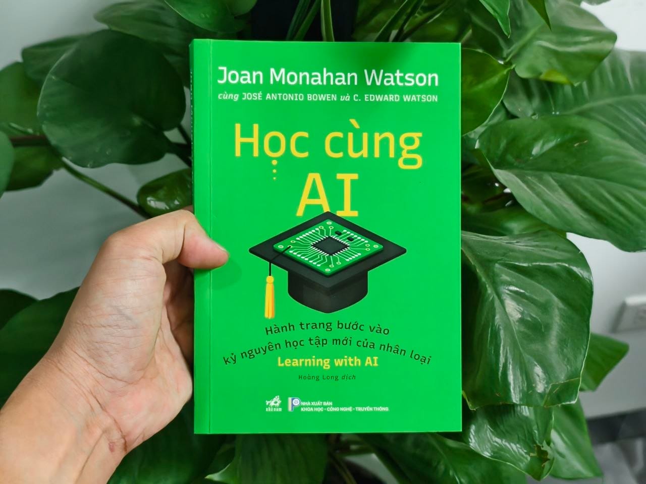 AI CÓ ĐANG KHIẾN CHÚNG TA SÁNG TẠO HƠN?