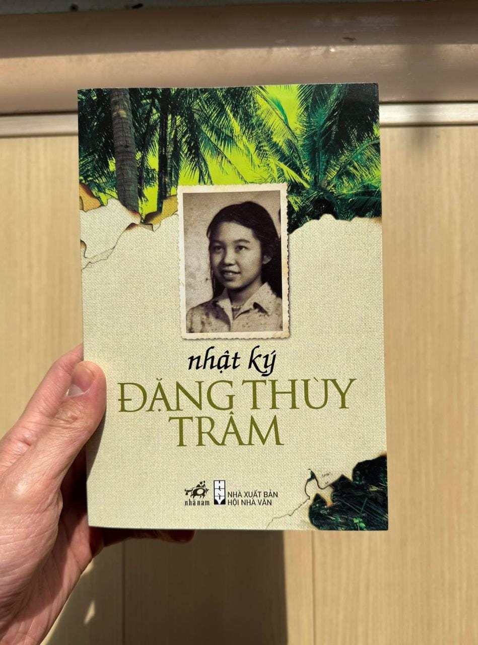 REVIEW SÁCH NHẬT KÝ ĐẶNG THUỲ TRÂM