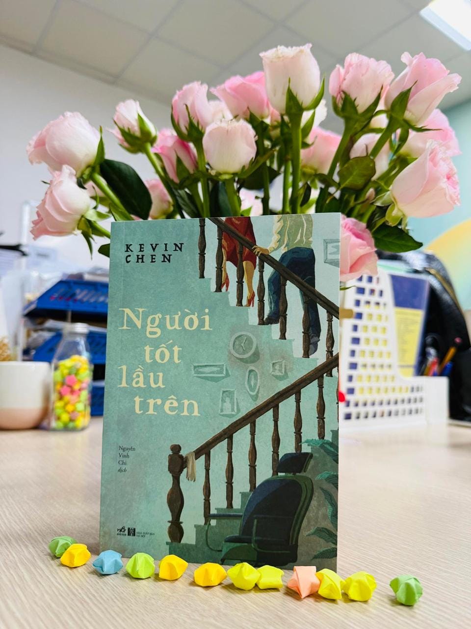 REVIEW SÁCH NGƯỜI TỐT LẦU TRÊN - KEVIN CHEN