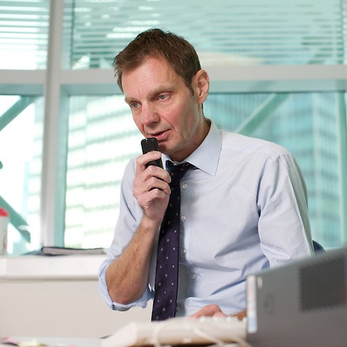 Bác sĩ Andrew Jenkinson