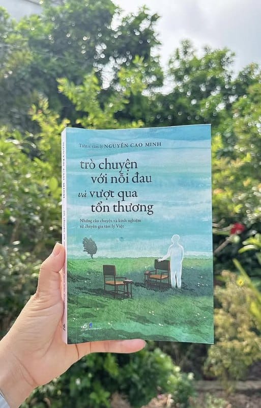 Độc giả review: trò chuyện với nỗi đau và vượt qua tổn thương