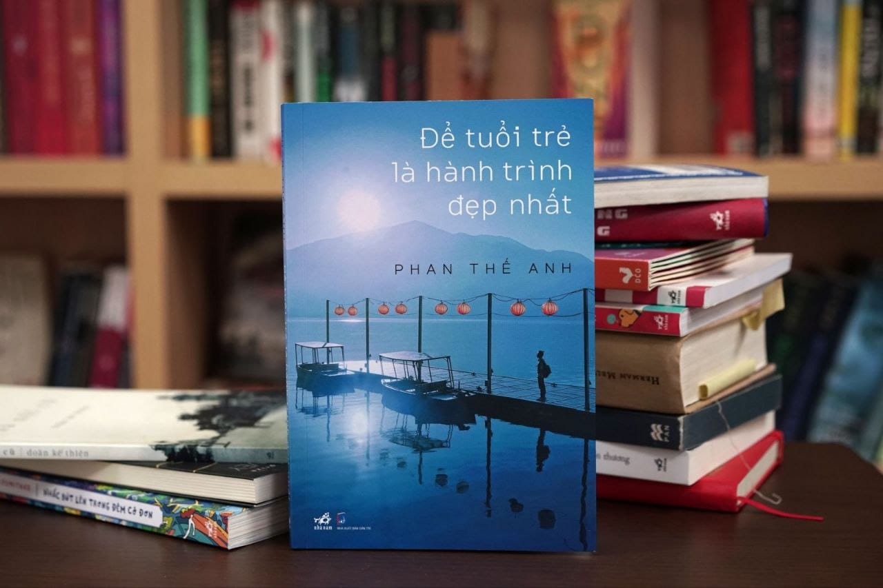 YÊU NHỮNG VẺ ĐẸP NHỎ BÉ