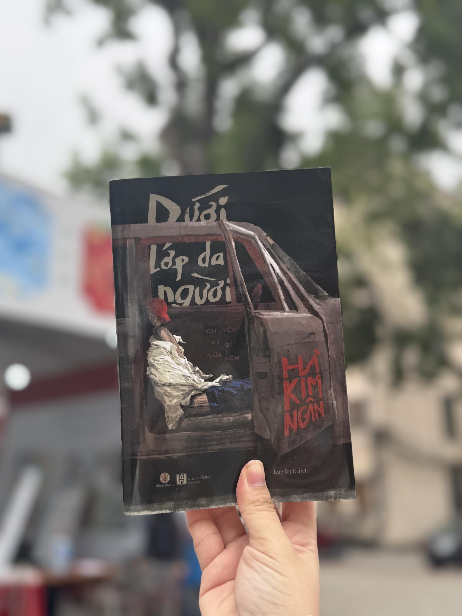 Một tập truyện đậm chất quái đàm phương Đông - Dưới lớp da người