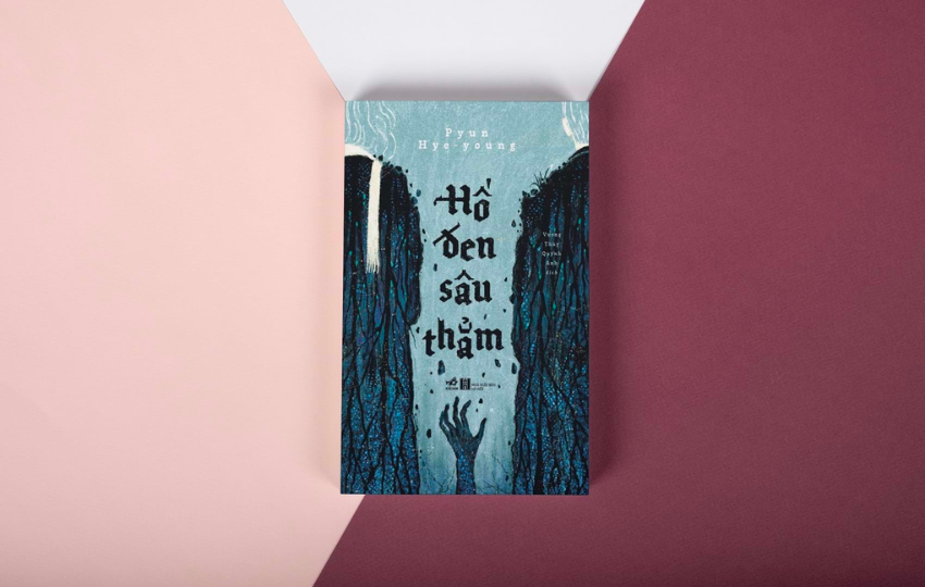 'Hố đen sâu thẳm' – tấm màn dị thường được dệt nên từ chất liệu đời sống thường ngày