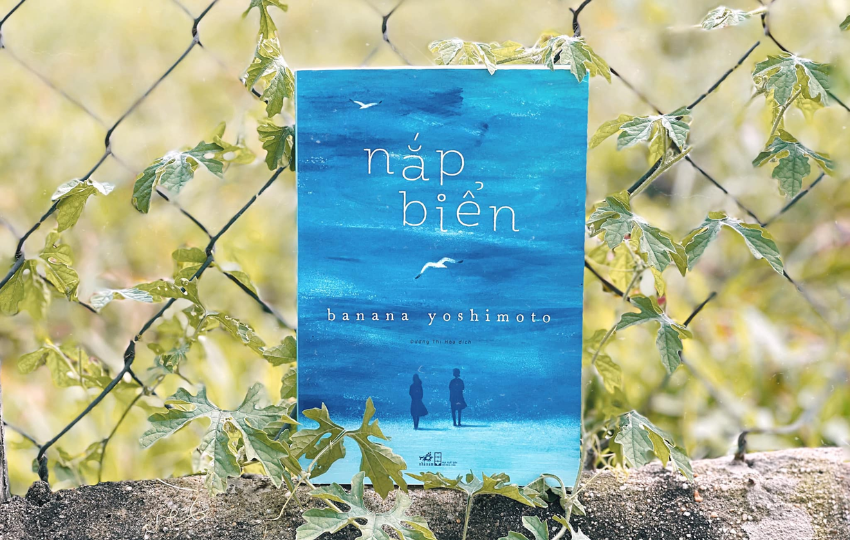 Review sách: NẮP BIỂN – Banana Yoshimoto