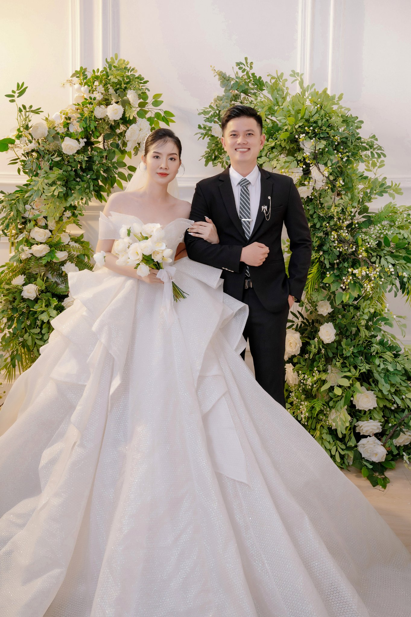 Những khung hình không thể thiếu trong bộ ảnh cưới đẹp  Tony Wedding