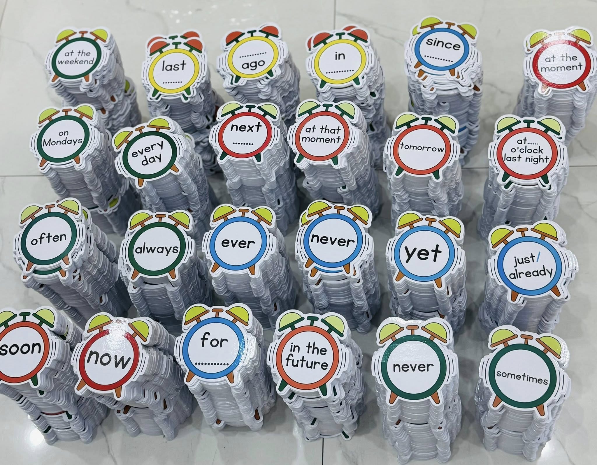Bộ 24 thẻ đồng hồ - time markers