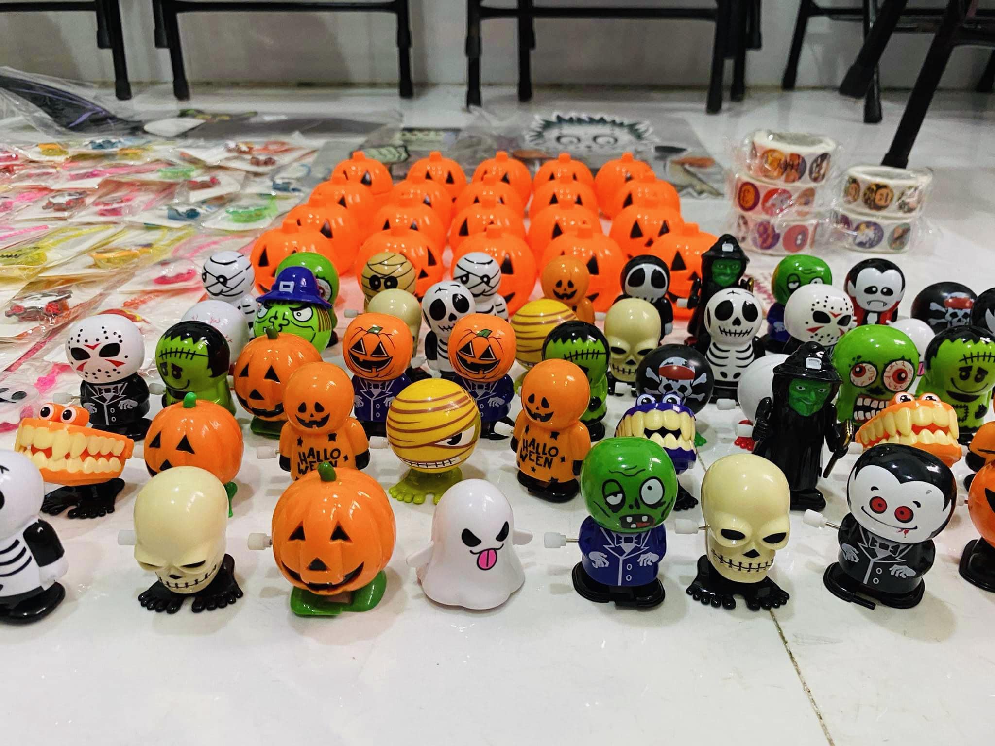 HL537 - Dây Cót Nhân Vật Halloween