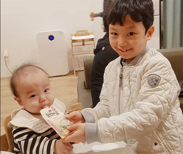 MẸ YÊN TÂM - CON KHÁM PHÁ VỚI CHÁO ĂN DẶM MAM'MA MEAL MAEIL HÀN QUỐC