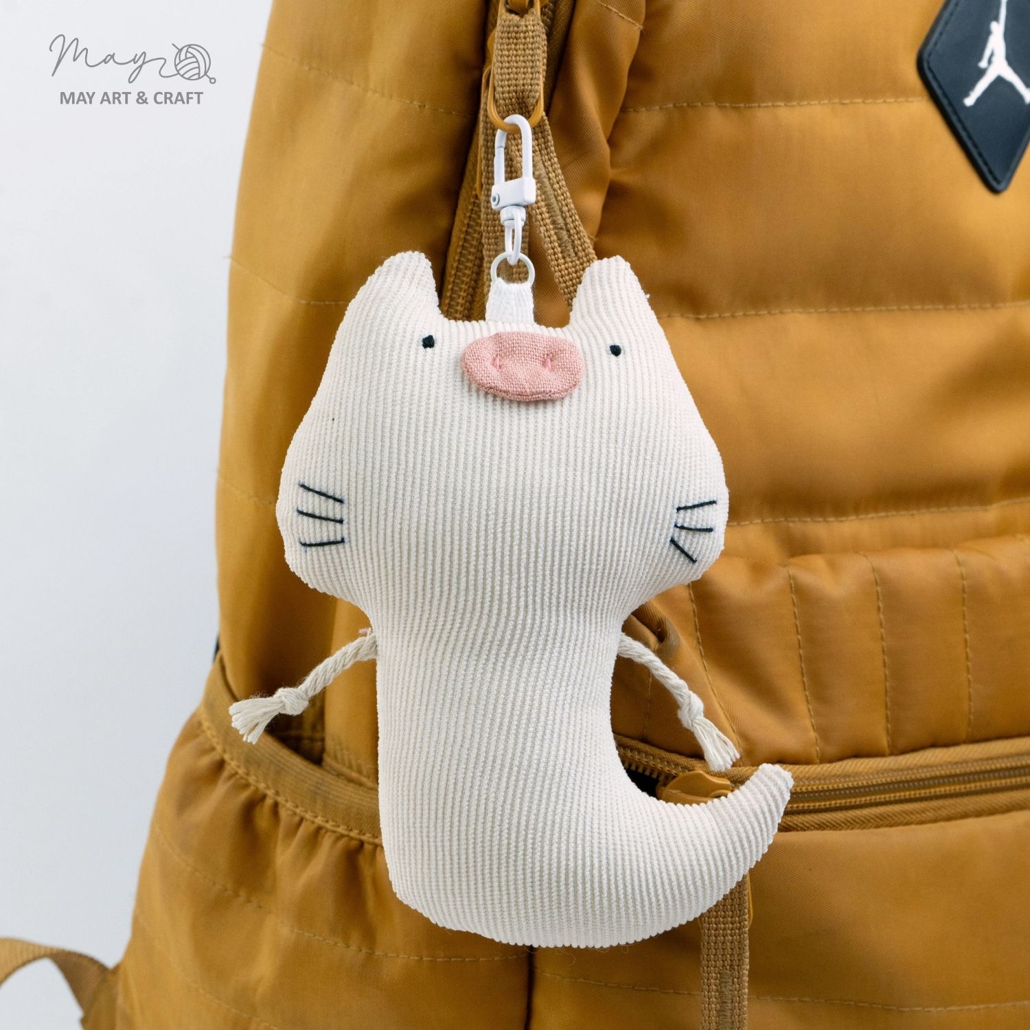 Móc khóa bông vải thủ công