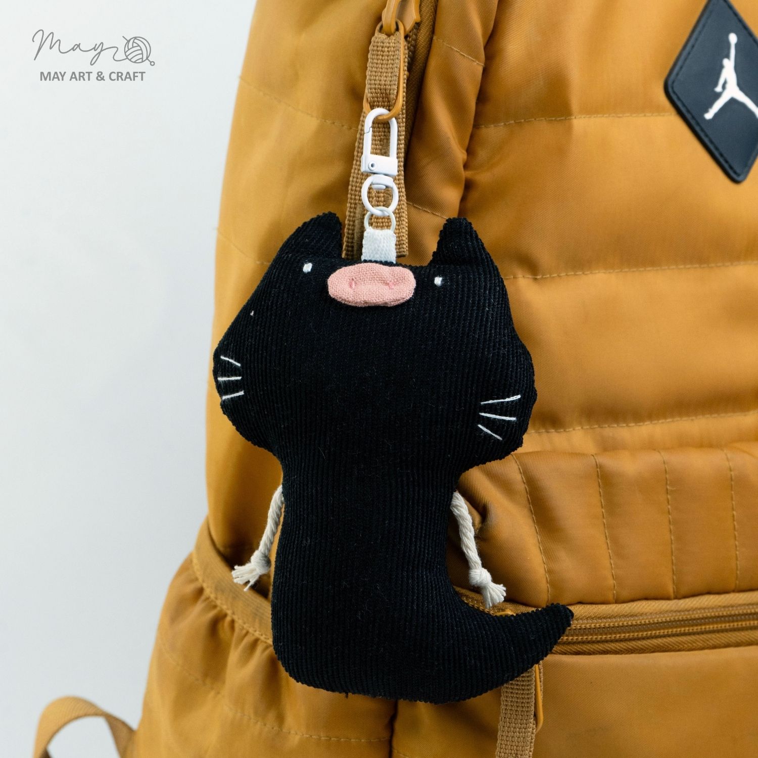 Móc khóa bông vải thủ công