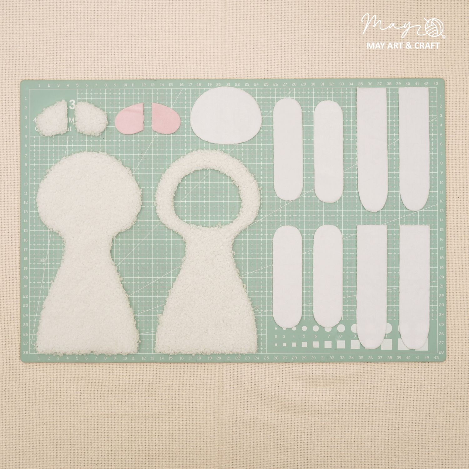 Set nguyên liệu tự làm thú bông cừu trắng