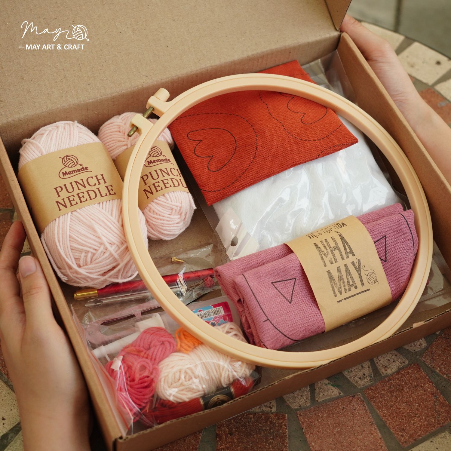 Bộ nguyên liệu làm thú bông Cú hồng từ thêu len nổi Punch Needle