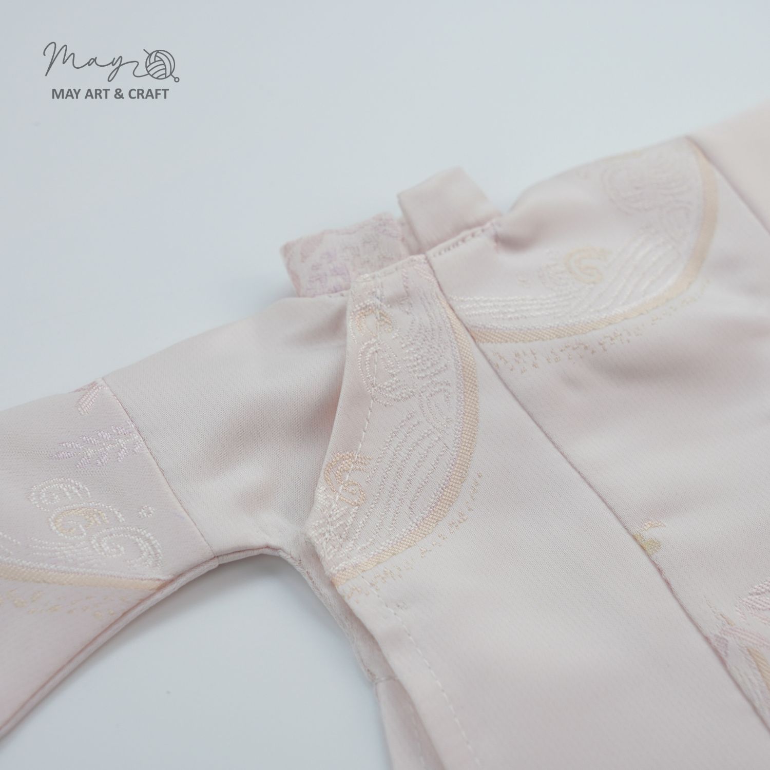 Set Búp bê trang phục phong cách áo ngũ thân vải gấm hồng nhạt và mấn