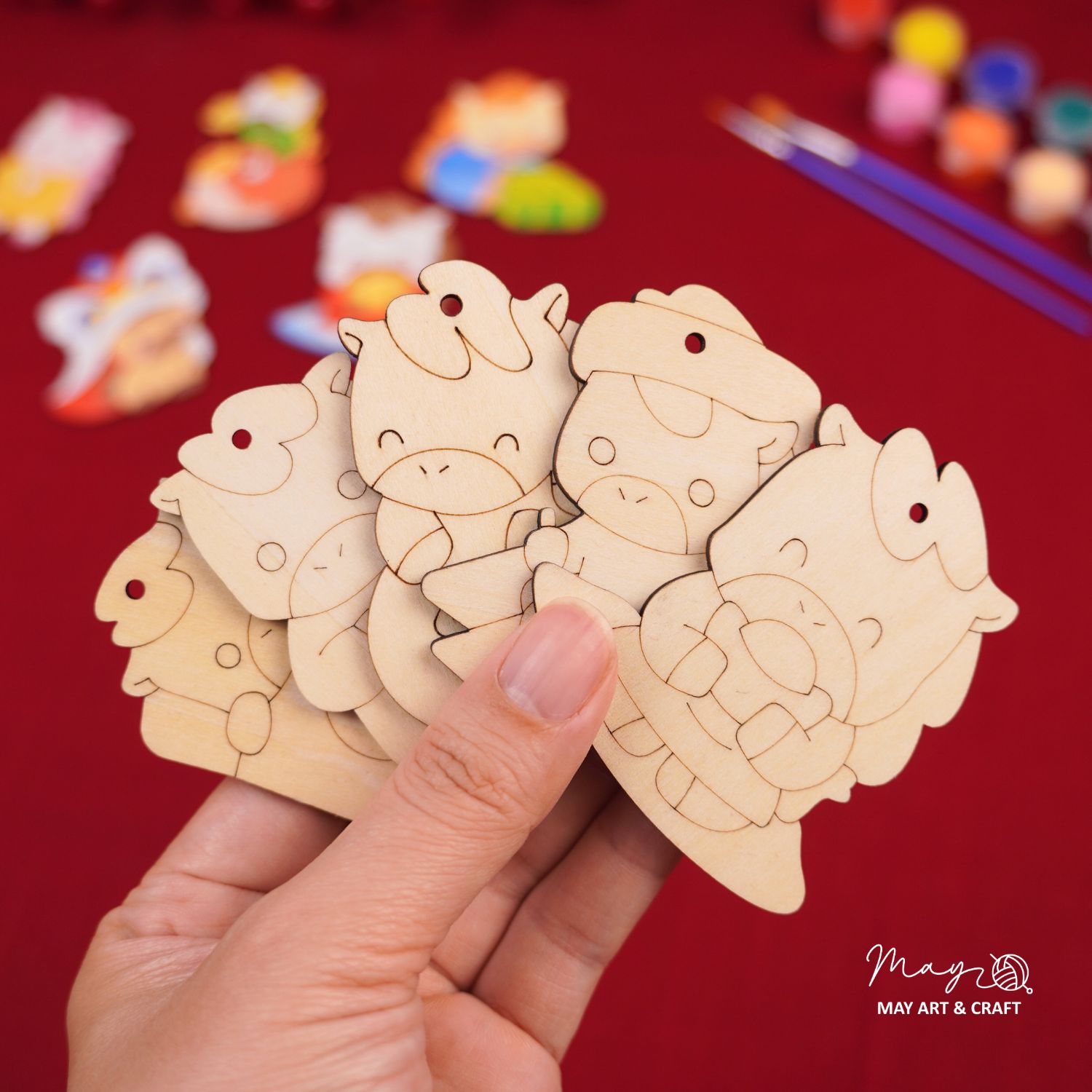 Set tô màu gỗ TẾT 2026 (20 hình gỗ, tặng kèm dây 12 màu acrylic & 2 cọ vẽ)