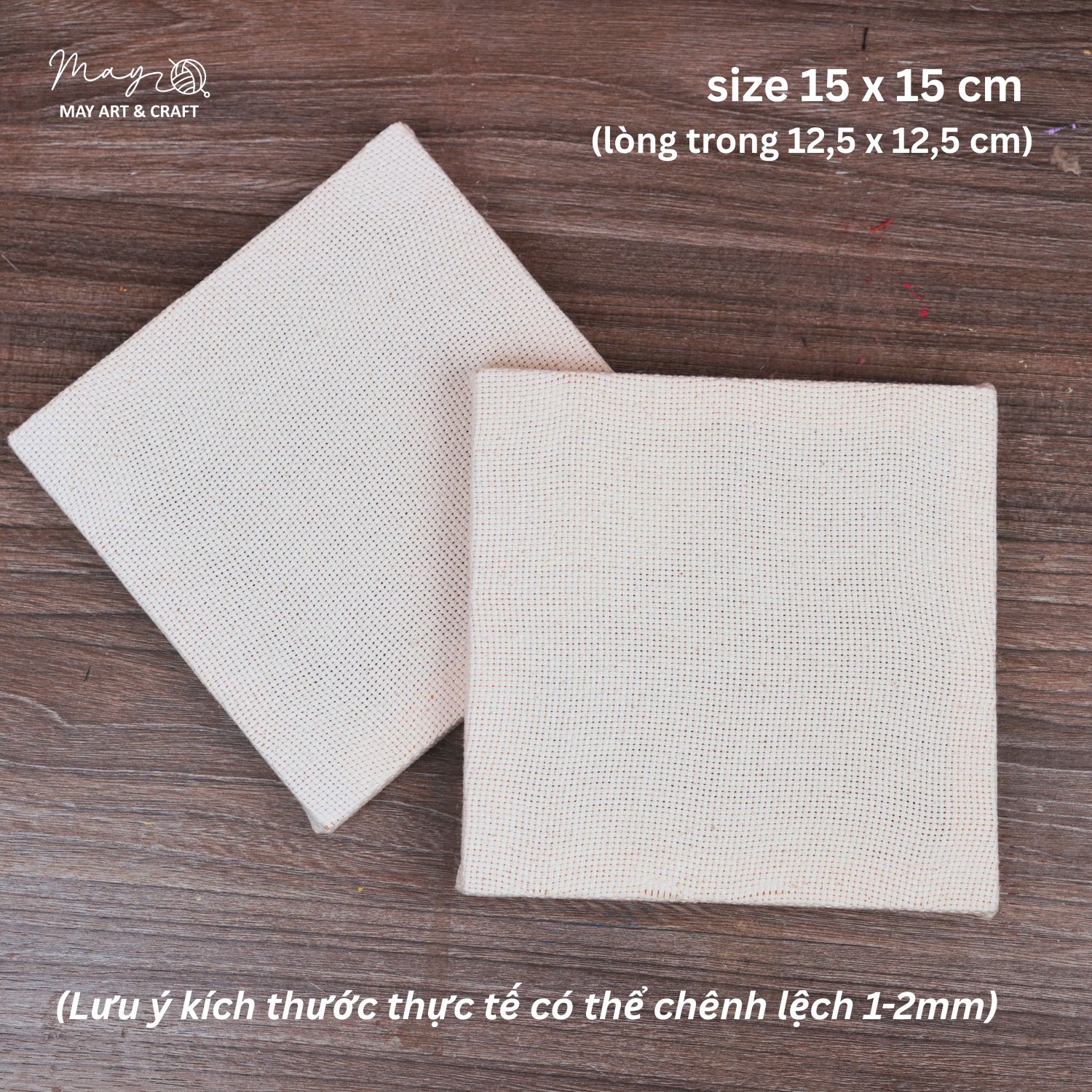 Khung gỗ căng vải thô mộc, vải aida loại mini dùng để thêu hoặc vẽ trang trí.