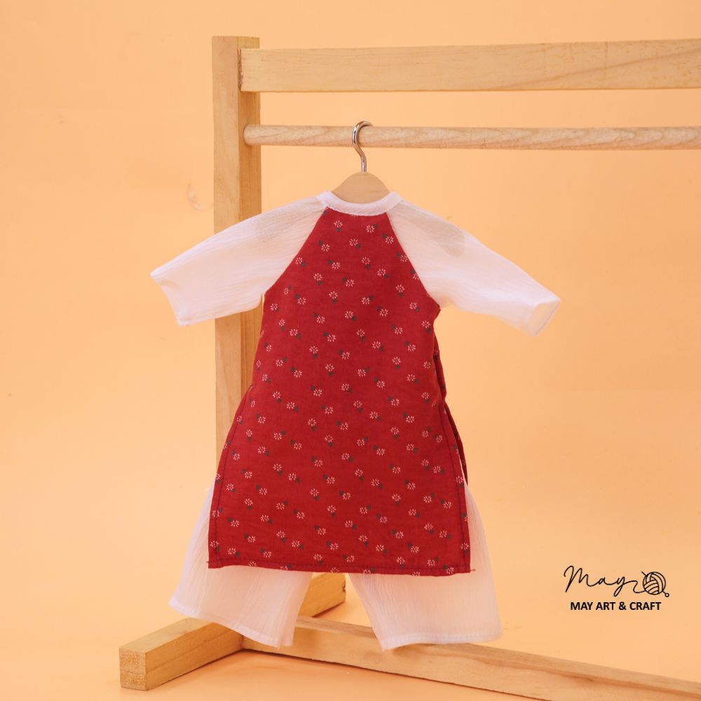 Bộ áo dài cổ tròn cách tân