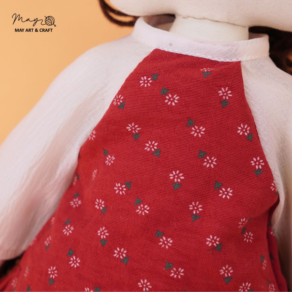 Bộ áo dài cổ tròn cách tân