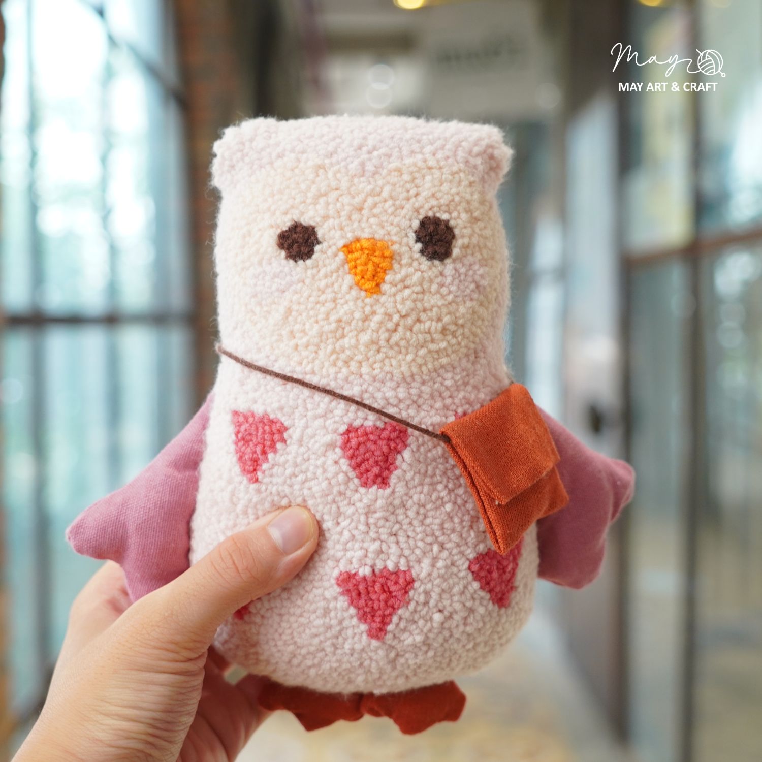 Bộ nguyên liệu làm thú bông Cú hồng từ thêu len nổi Punch Needle