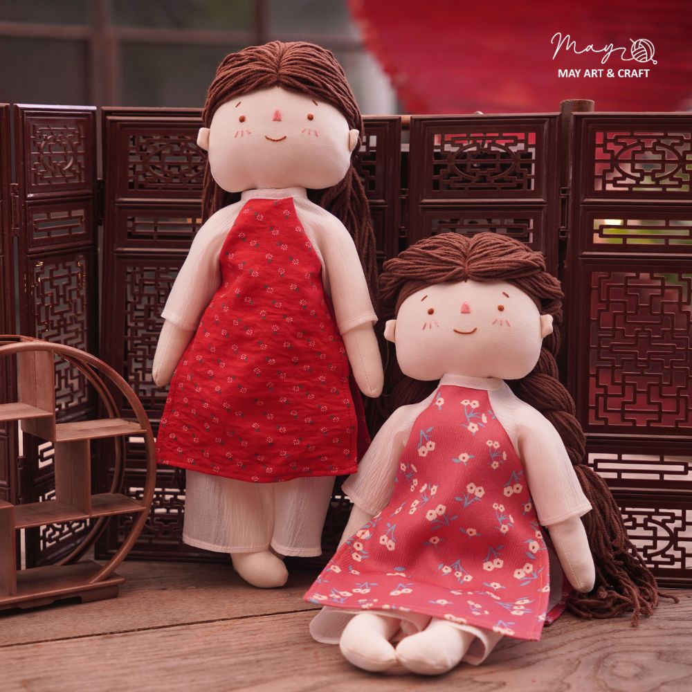 Bộ áo dài cổ tròn cách tân