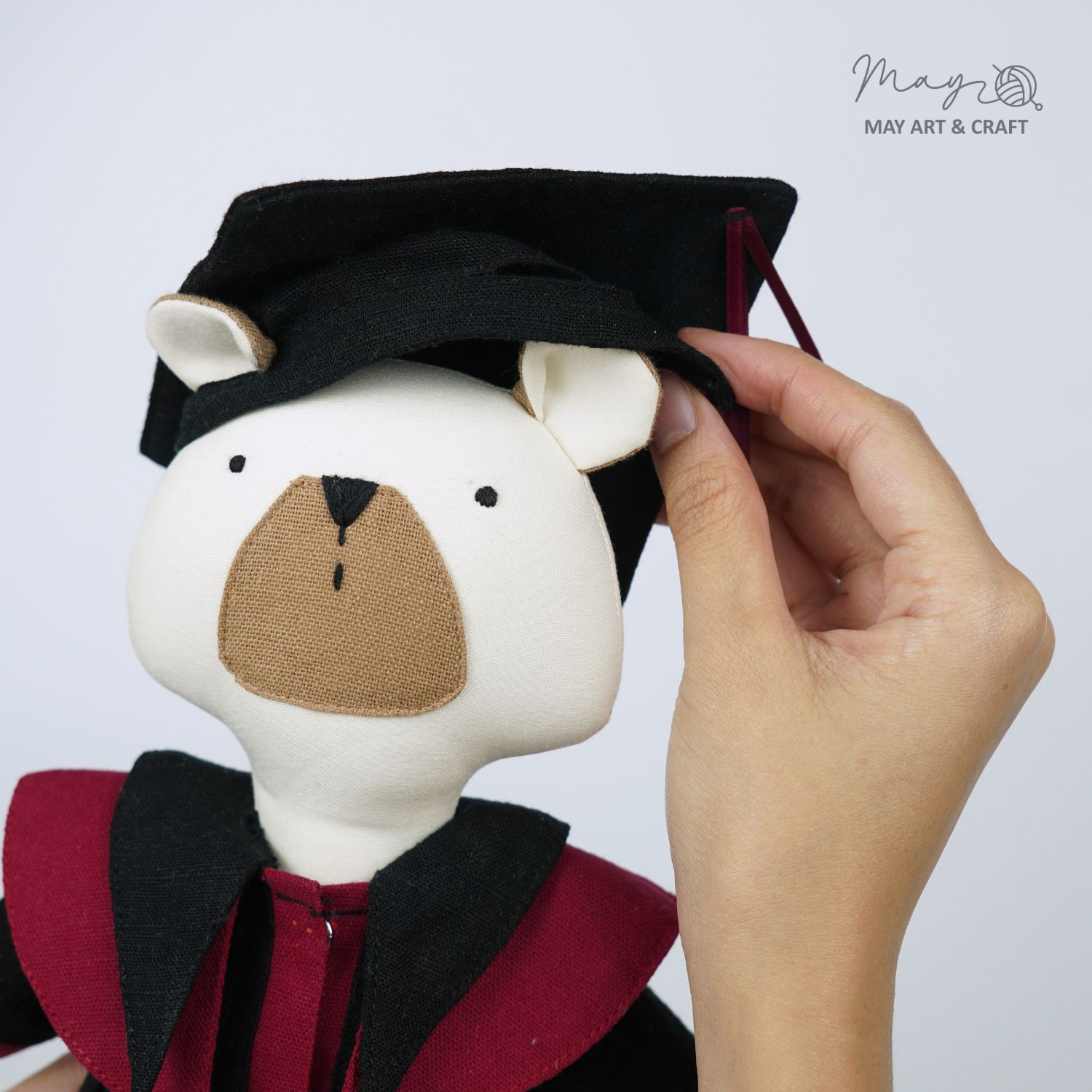 Bộ đồ tốt nghiệp kèm mũ cho búp bê vải