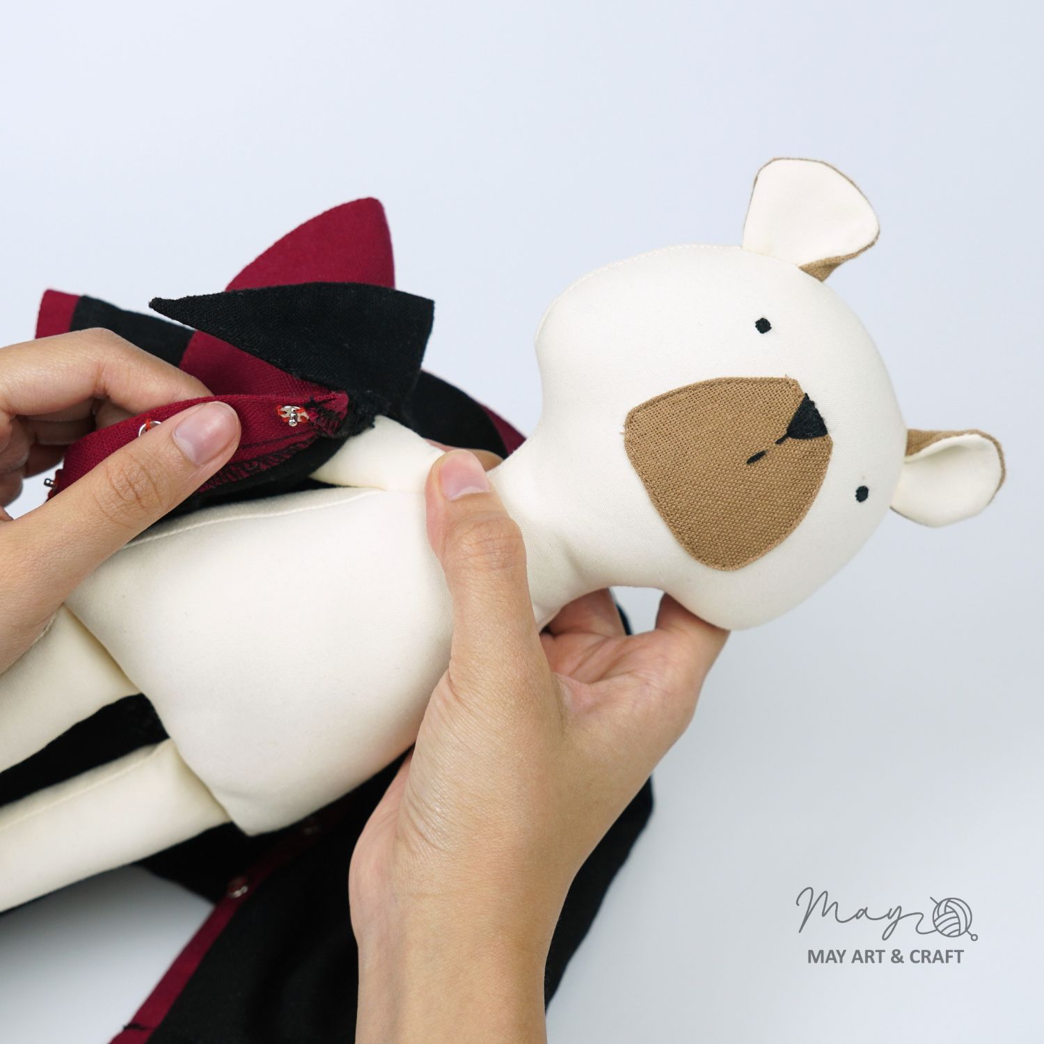 Bộ đồ tốt nghiệp kèm mũ cho búp bê vải