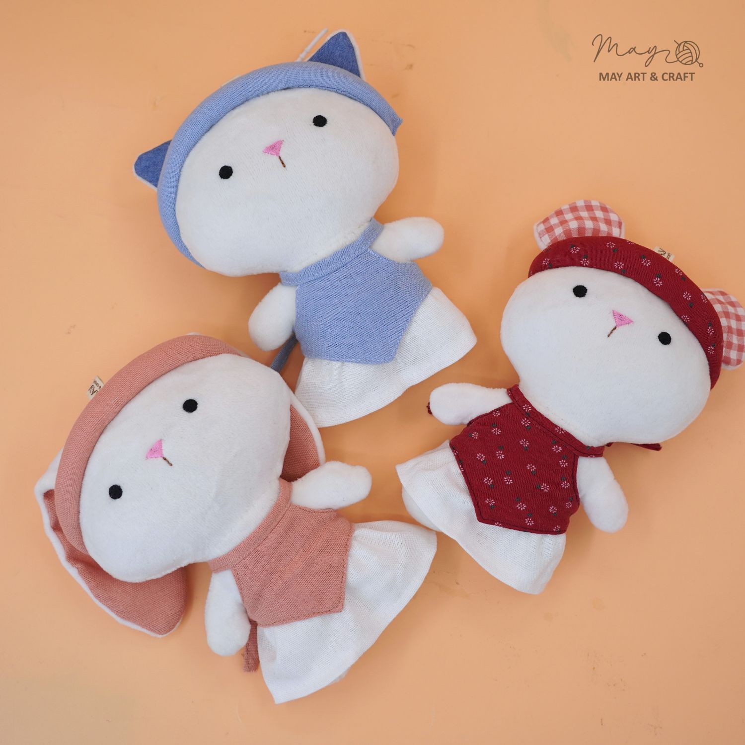 Set váy yếm kèm khăn mấn cho thú bông mini