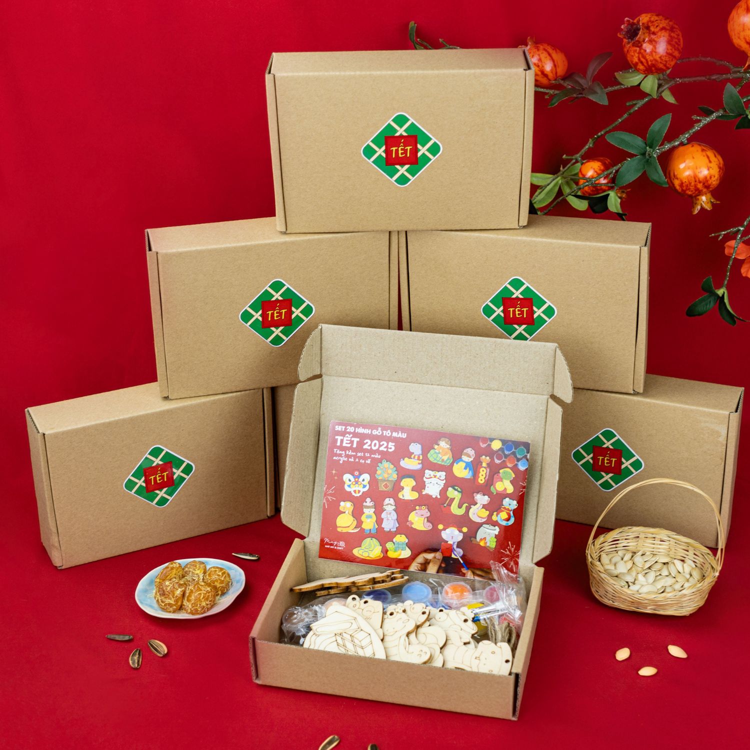 Set tô màu gỗ trang trí Tết 2025 (tặng 12 màu acrylic + 2 cọ vẽ khi mua set 20 hình)